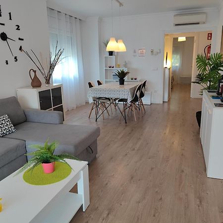Apartamento Completo Muy Cerca Del Centro Ideal Para Familias Con Piscina Figueres  Exterior photo